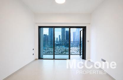 Apartment - 2 Bedrooms - 2 Bathrooms for rent in Burj Royale - Downtown Dubai - Dubai