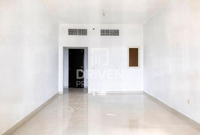 68276392 - Property Main Image