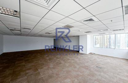 Office Space - Studio - 1 Bathroom for rent in Mazaya Business Avenue BB1 - Mazaya Business Avenue - Jumeirah Lake Towers - Dubai