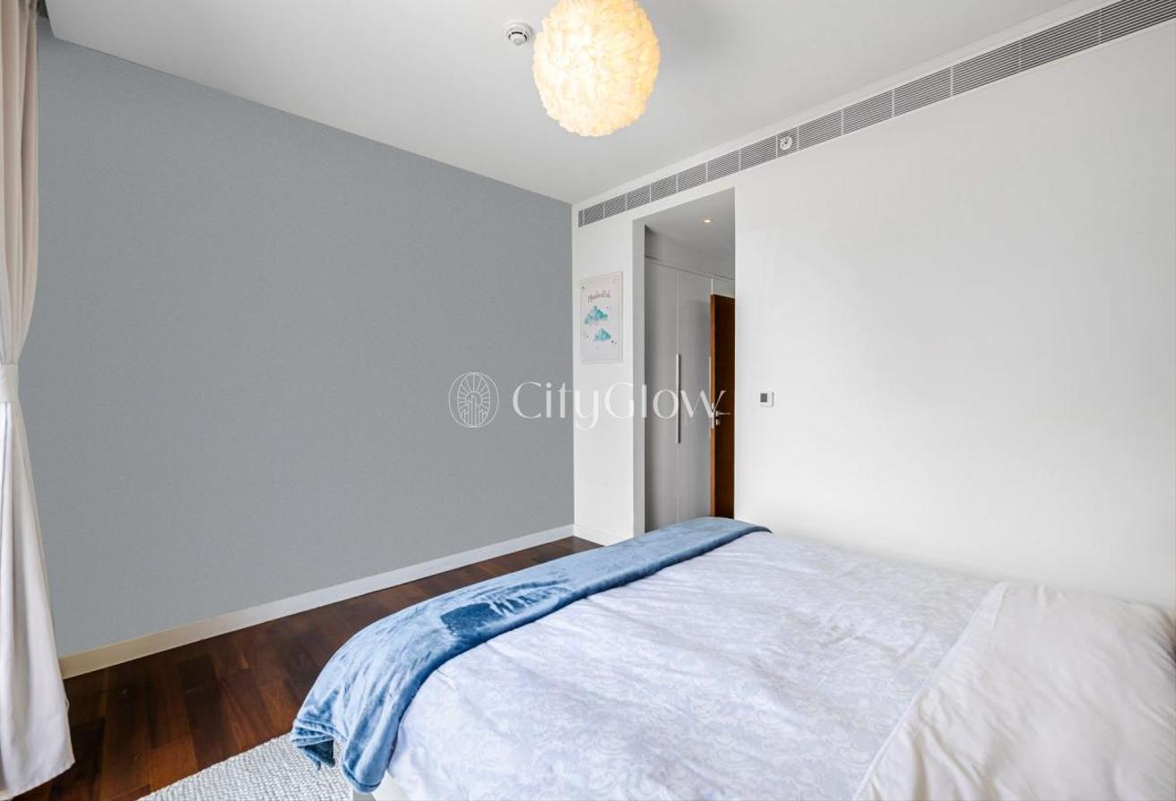 Exclusive | Furnished| Balcony with Boulevard View photo 14