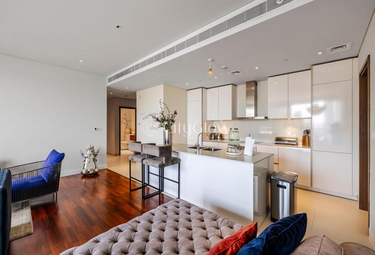 Exclusive | Furnished| Balcony with Boulevard View photo 7