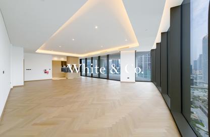 Apartment - 3 - 5 for rent in Jumeirah Living Business Bay - Peninsula - Business Bay - Dubai