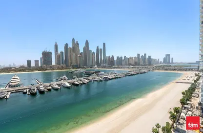 Apartment - 2 Bedrooms - 3 Bathrooms for rent in Palace Beach Residence Tower 1 - Palace Beach Residence - EMAAR Beachfront - Dubai Harbour - Dubai
