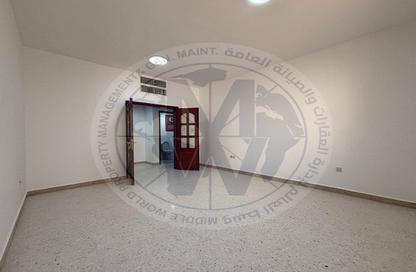 Apartment - 2 Bedrooms - 2 Bathrooms for rent in Hamdan Street - Abu Dhabi Apartment - 2 Bedrooms - 2 Bathrooms for rent in Hamdan Street - Abu Dhabi