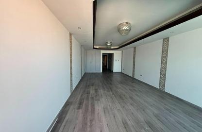Apartment - 2 Bedrooms - 3 Bathrooms for rent in Corniche Tower - Ajman Corniche Road - Ajman
