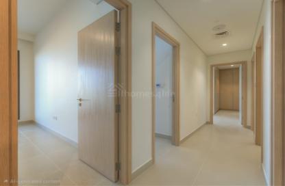 Apartment - 3 Bedrooms - 4 Bathrooms for rent in Seagate Building 3 - Seagate - Mina Rashid - Dubai