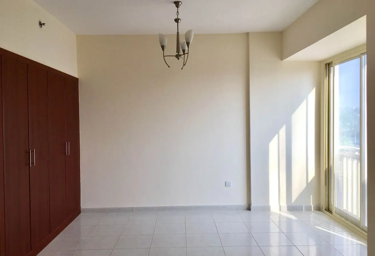 160081371 - Property Main Image