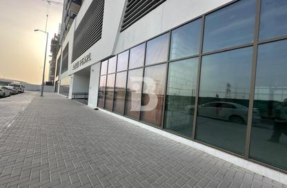Shop - Studio for sale in Samana Waves 1 - Samana Waves - District 13 - Jumeirah Village Circle - Dubai