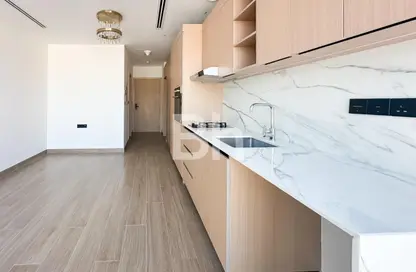 شقة - 1 حمام للايجار في آورا من جروفي - منطقة 14 - قرية جميرا الدائرية - دبي