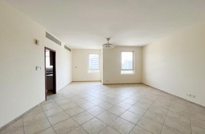 Apartment - 3 - 5 for rent in Abbey Crescent 1 - Abbey Crescent - Motor City - Dubai