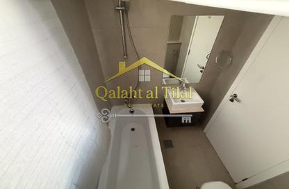Townhouse - 2 - 4 for rent in Nasma Residence - Al Tai - Sharjah