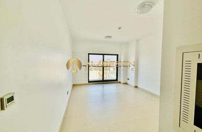 Apartment - 1 Bedroom - 2 Bathrooms for rent in Jeewar - District 11 - Jumeirah Village Circle - Dubai