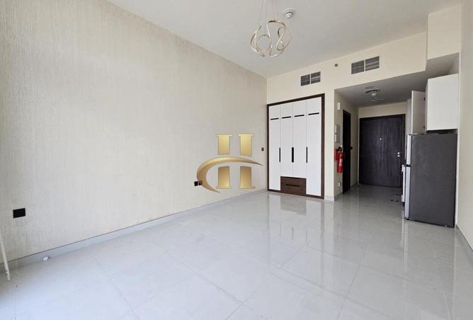 74239855 - صورة العقار 2