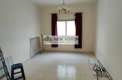 Apartment - 1 Bedroom - 1 Bathroom for rent in Crystal Plaza Hotel - Al Nad - Al Qasimia - Sharjah