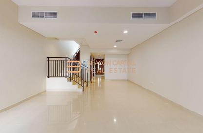 Townhouse - 3 - 4 for rent in Arenco Villas - District 14 - Jumeirah Village Circle - Dubai