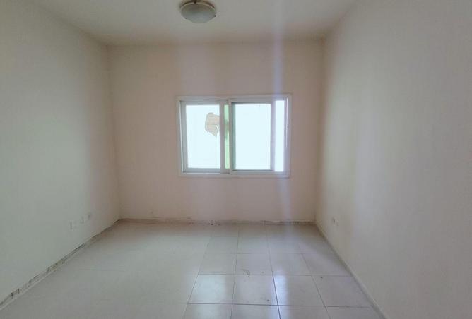 97481403 - Property Image 3