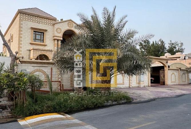 87449227 - Property Image 2
