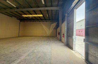 Warehouse - Studio - 1 for rent in Dubai Investment Park 2 (DIP 2) - Dubai Investment Park (DIP) - Dubai