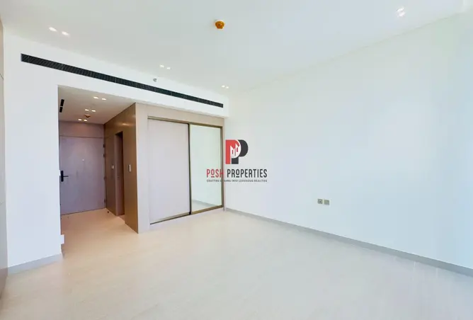 151904003 - Property Image 2