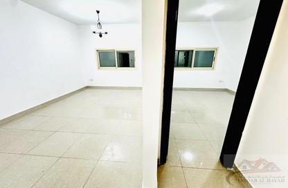 Apartment - 1 Bedroom - 2 Bathrooms for rent in Muwaileh 29 Building - Muwaileh - Sharjah