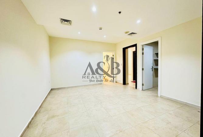83661859 - Property Image 2