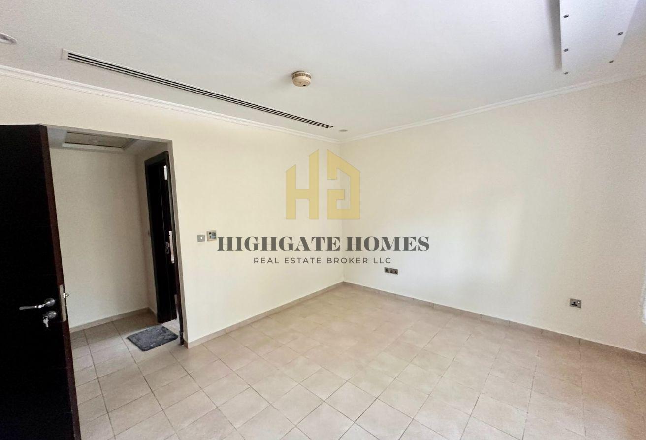 4Br legacy Large w/ Exquisite Garden and Pool photo 8