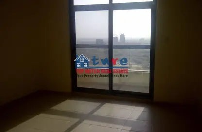 شقة - 1 حمام للايجار في أبراج القصر 2 - أبراج القصر - واحة دبي للسيليكون - دبي