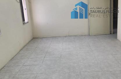 سكن عمال - استوديو - 8 حمامات للايجار في الجرف الصناعية 1 - الجرف الصناعية - عجمان