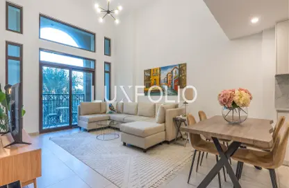 Apartment - 1 Bedroom - 2 Bathrooms for sale in Lamtara 3 - Madinat Jumeirah Living - Umm Suqeim - Dubai