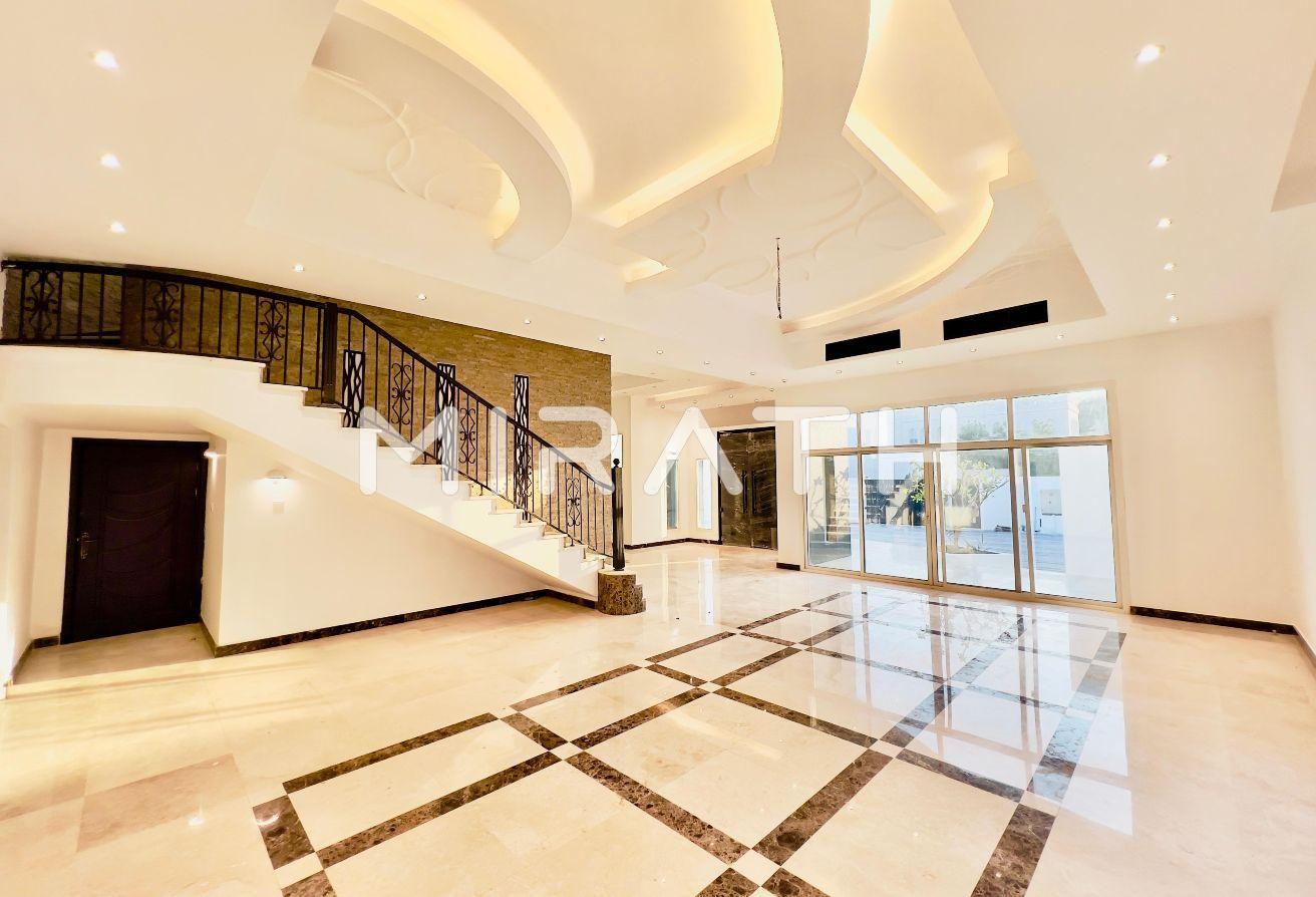 Upgraded 5BR Villa | Large Layout | Private Pool photo 2