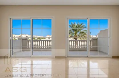 فيلا - 3 غرف نوم - 4 حمامات للايجار في فلل النخيل - قرية جميرا الدائرية - دبي