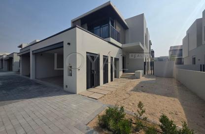 Townhouse - 4 - 4 for rent in Jebel Ali Village Townhouses - Jebel Ali Village - Jebel Ali - Dubai Townhouse - 4 - 4 for rent in Jebel Ali Village Townhouses - Jebel Ali Village - Jebel Ali - Dubai