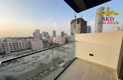 شقة - 2 غرف نوم - 2 حمامات للايجار في بن غاطي كريست - الضاحية 13 - قرية جميرا الدائرية - دبي