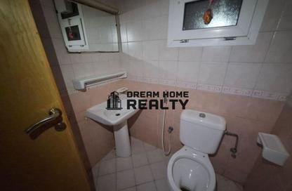 Apartment - 1 Bedroom - 2 Bathrooms for rent in Al Khan 9 building - Al Khan - Sharjah Apartment - 1 Bedroom - 2 Bathrooms for rent in Al Khan 9 building - Al Khan - Sharjah