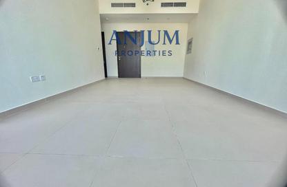 Apartment - 2 - 3 for rent in Al Shafar Palladium Building - Al Jaddaf - Dubai Apartment - 2 - 3 for rent in Al Shafar Palladium Building - Al Jaddaf - Dubai