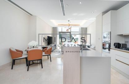 Apartment - 2 Bedrooms - 4 Bathrooms for rent in The 8 - The Crescent - Palm Jumeirah - Dubai