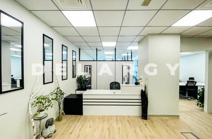 Office Space - Studio - 1 Bathroom for rent in Iris Bay - Business Bay - Dubai