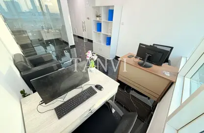 Office Space - Studio - 1 Bathroom for rent in Fatima Mohammad Ahmad Bin Suleiman Building - Al Raffa - Bur Dubai - Dubai