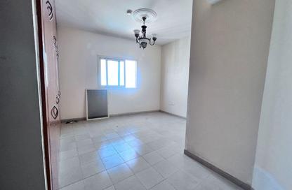 Apartment - 2 Bedrooms - 2 Bathrooms for rent in New Al Taawun Road - Al Taawun - Sharjah