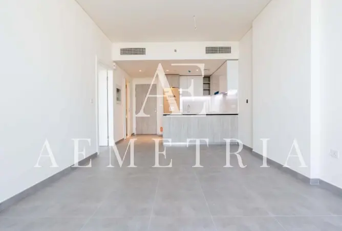 98710942 - Property Image 2