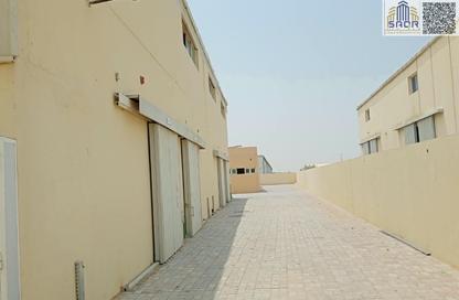 Whole Building - Studio - 7+ for rent in Umm Dir - Umm Al Quwain