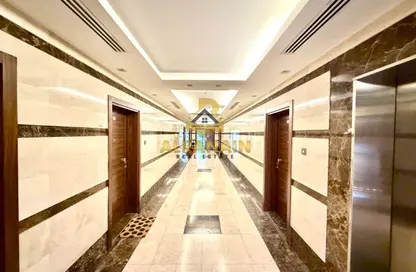 شقة - 2 غرف نوم - 2 حمامات للايجار في الجيمي - العين