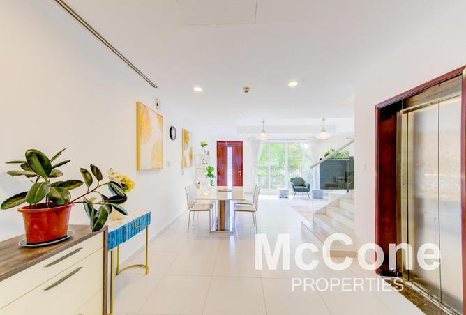 57763922 - Property Image 2