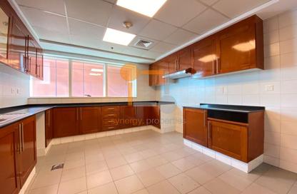 Apartment - 3 - 3 for rent in Dubai Jewel Tower - Dubai Internet City - Dubai