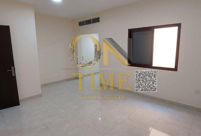 74235017 - Property Main Image