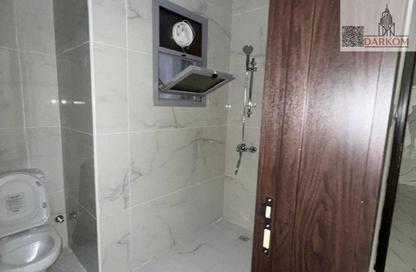 Apartment - Studio - 1 Bathroom for rent in Al Rumailah building - Al Rumailah 2 - Al Rumaila - Ajman