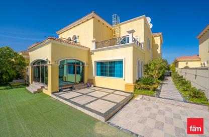 Villa - 4 Bedrooms - 5 Bathrooms for rent in District 3 - Jumeirah Park - Dubai