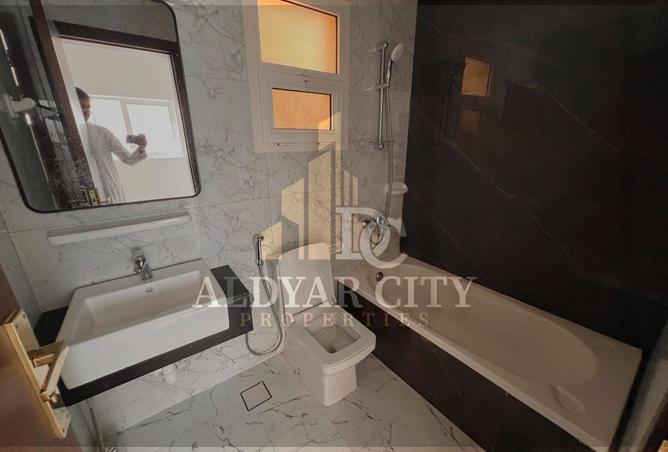 73118456 - Property Image 3