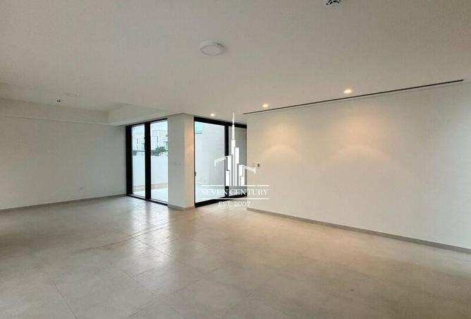 67825535 - Property Image 2