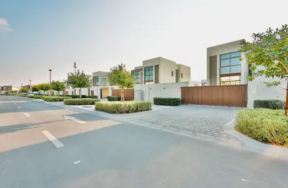 فيلا - 4 غرف نوم - 5 حمامات للايجار في سوق الجبيل - جزيرة الجبيل - أبوظبي